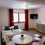 Debowy Apartamenty/pokoje