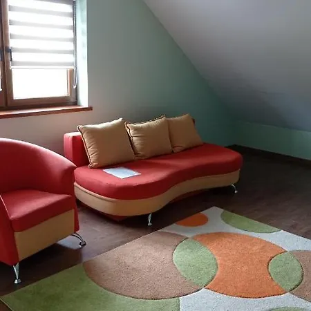 Debowy Apartamenty/pokoje *