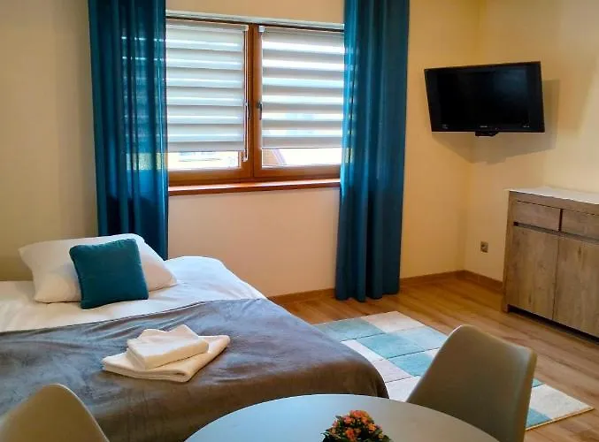 Apartment Debowy Apartamenty/pokoje *